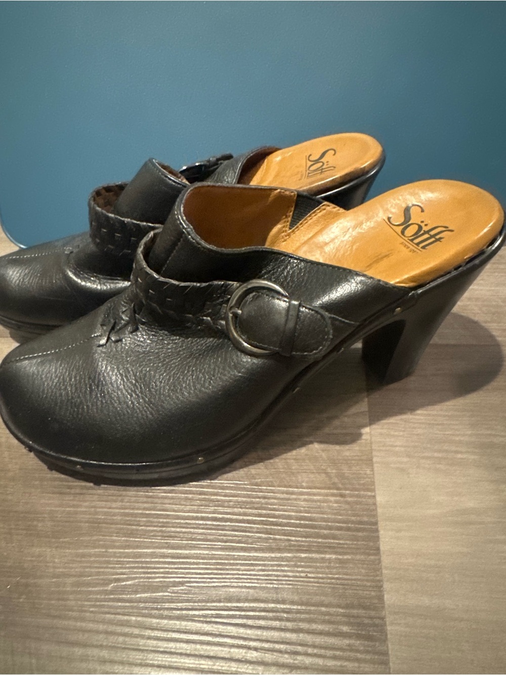 Sofft Black Leather Buckle-Accent Slip-On Mules